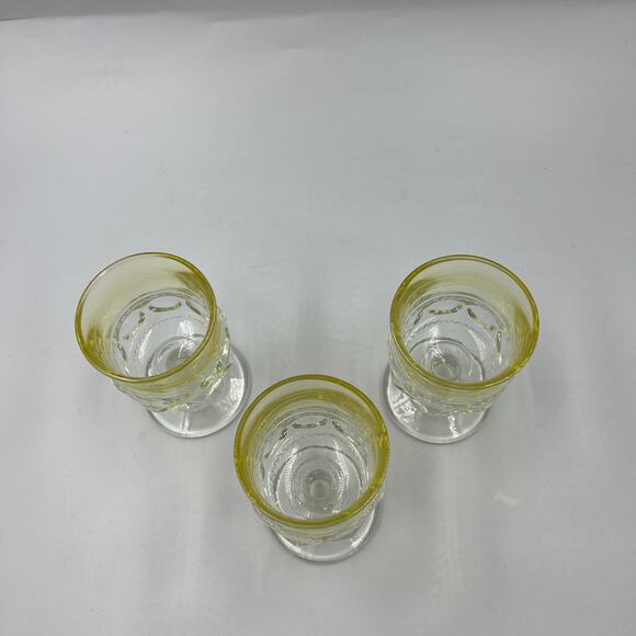 Vintage Set Crown Thumbprint Yellow & Clear Cordial Sherry Stemmed Wine Glasses - Picture 8 of 8